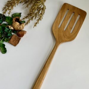 Tectona Signature Teak Wide Slotted Turner (37cm)